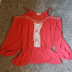 Cold shoulder top